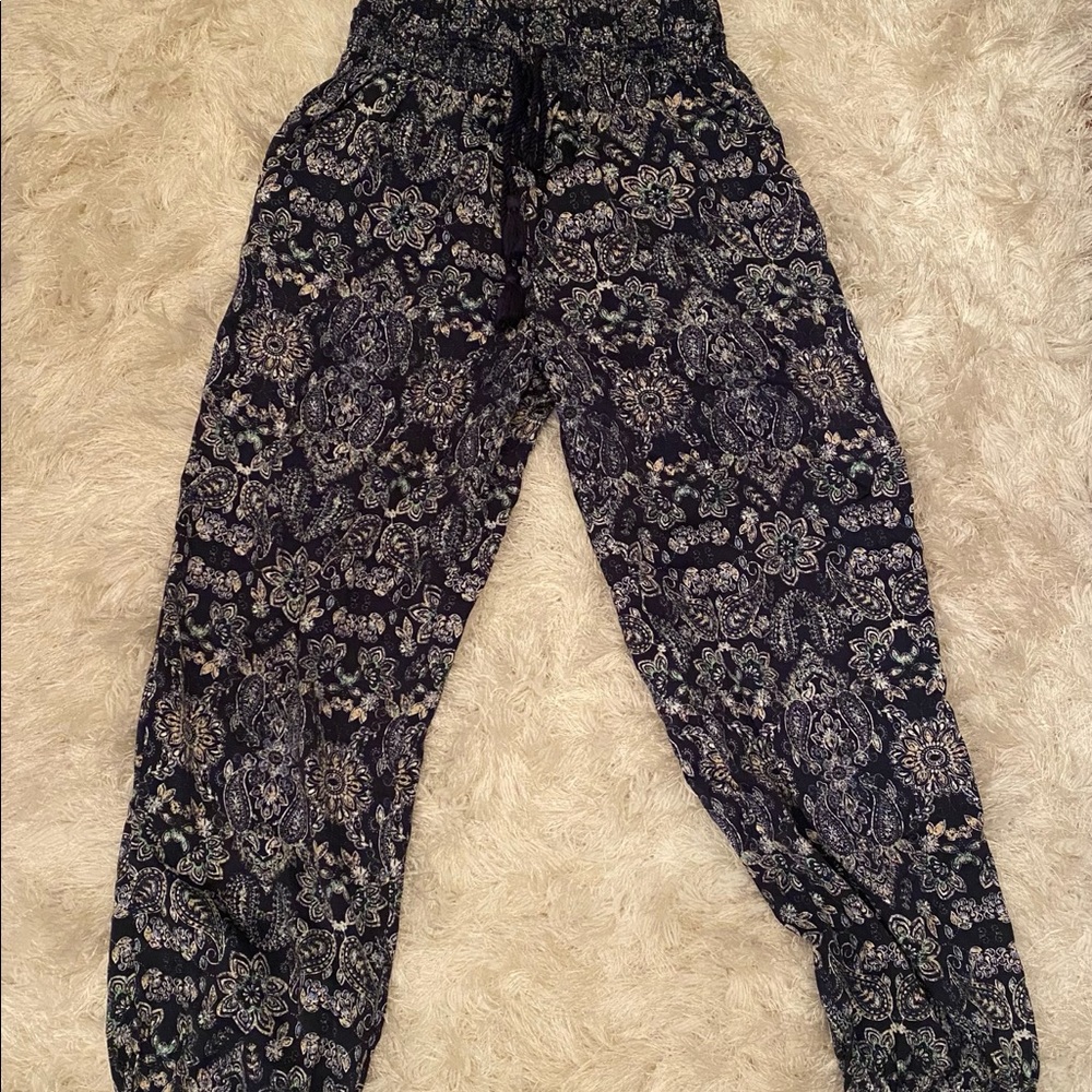 Aerie Flowy Pattern Jogger